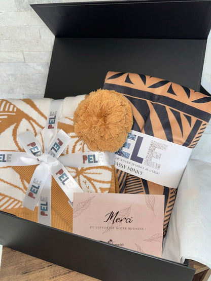 Boîte cadeau Tamaliki Noire aimantée